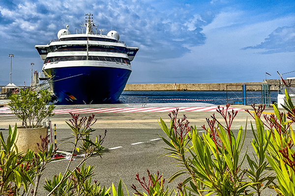 World Traveller docked in Nice