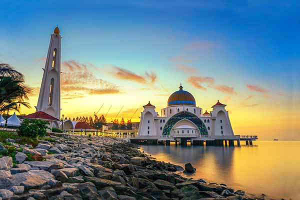 Malay Peninsula Treasures – Feat. Singapore Stay & Tours