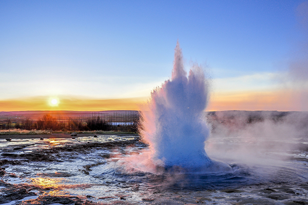 Iceland, Greenland & Canada: Reykjavik to Quebec City – Feat. Stays & Tours